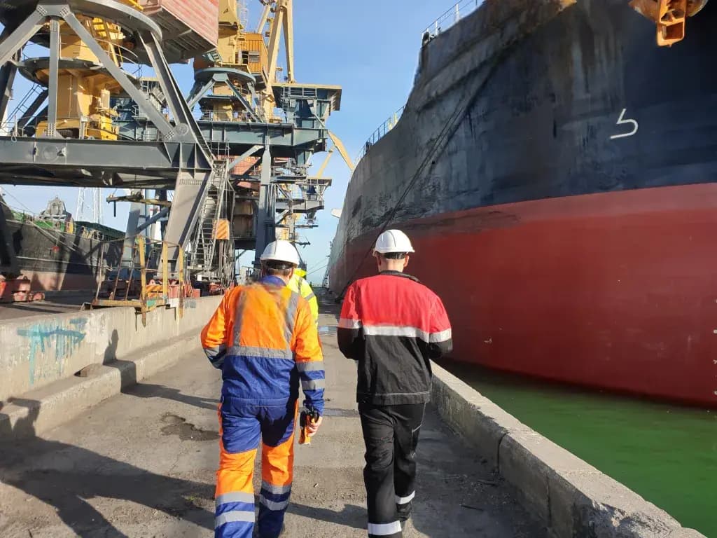 Marine Surveys & Technical Inspections