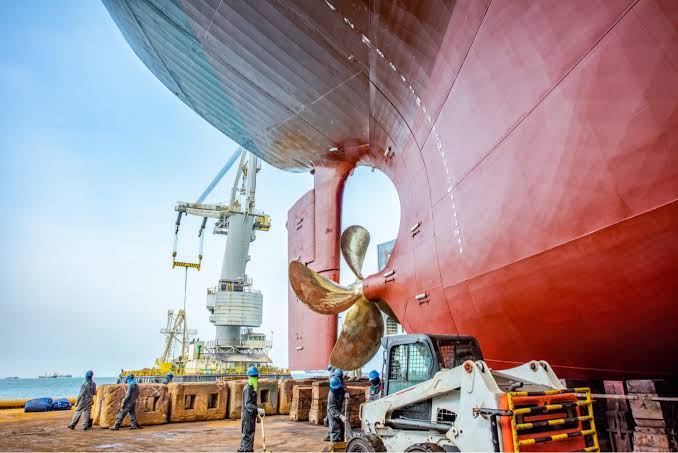 Dry Dock Hull Surveys